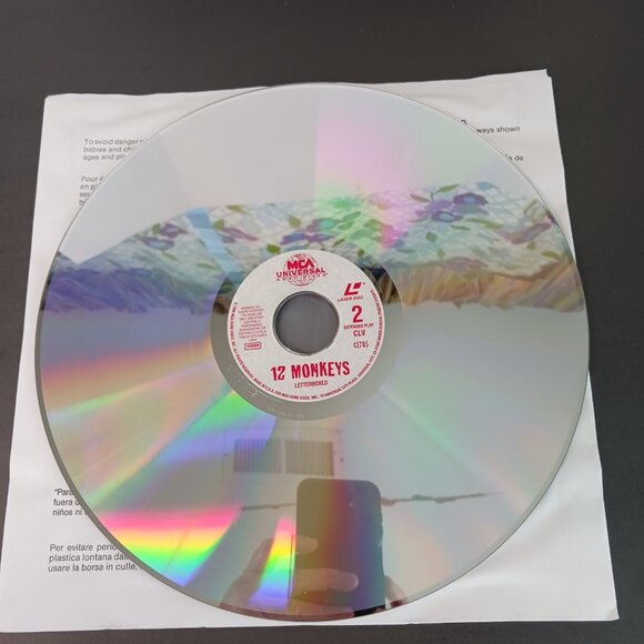 12 Monkeys Laserdisc Movie 1996 MCA Universal Bruce Willis, Madelaine Stowe EX - Picture 4 of 12
